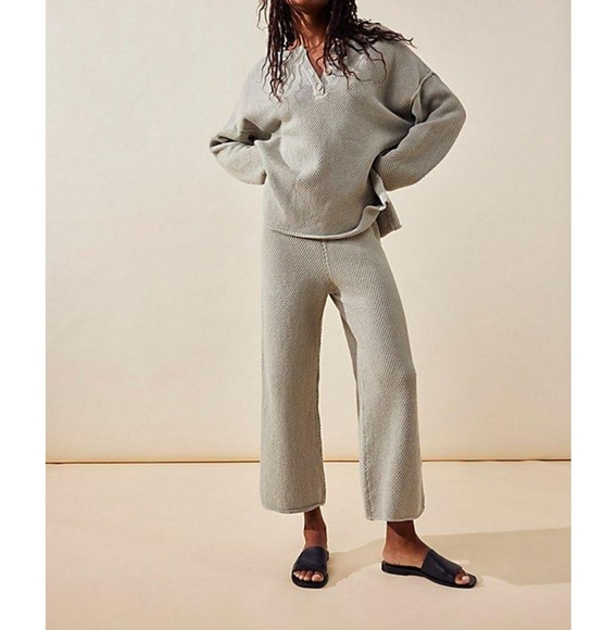 NWOT, ❤ , Free People Beach. "Hailee sweater - Picture 7 of 16